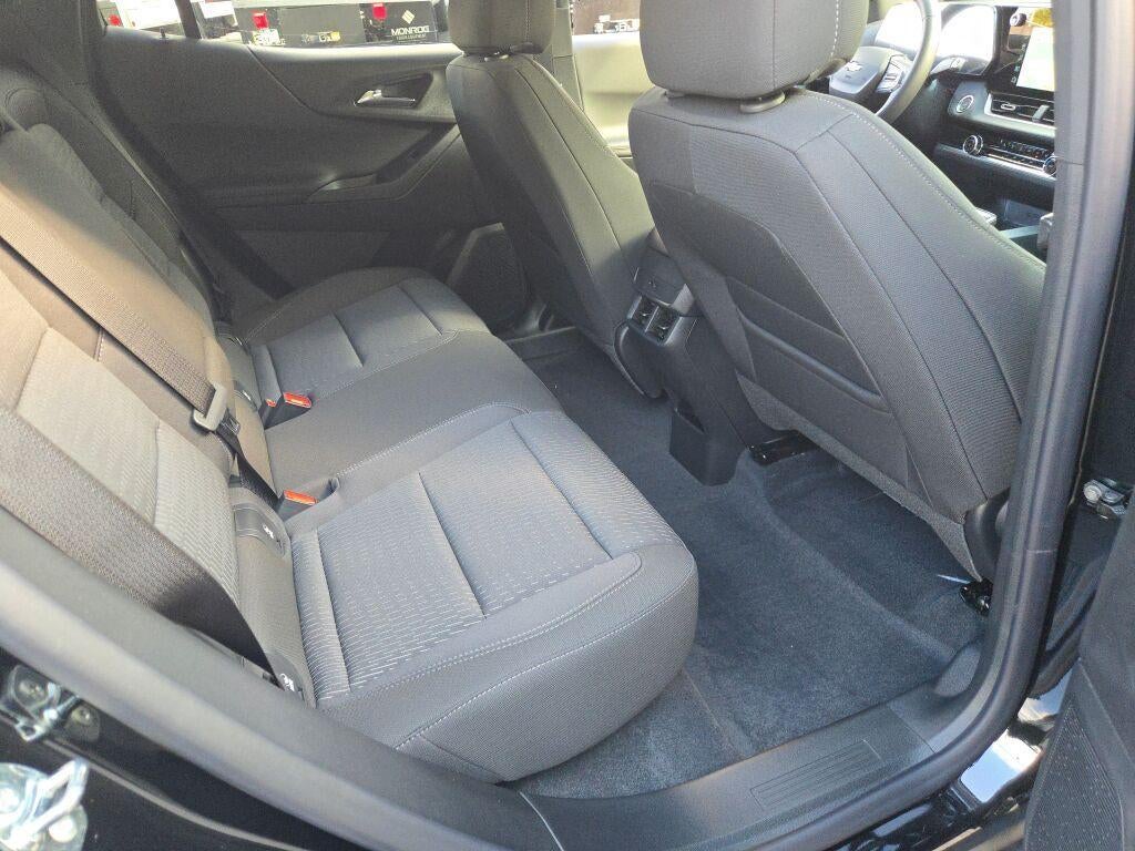 2027 Chevrolet Equinox AWD LT