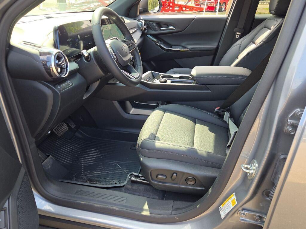 2027 Chevrolet Equinox AWD LT