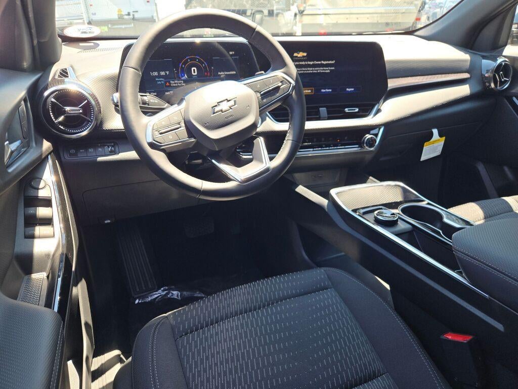 2027 Chevrolet Equinox AWD LT