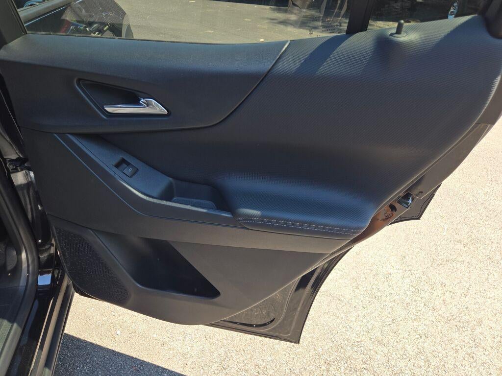2027 Chevrolet Equinox AWD LT