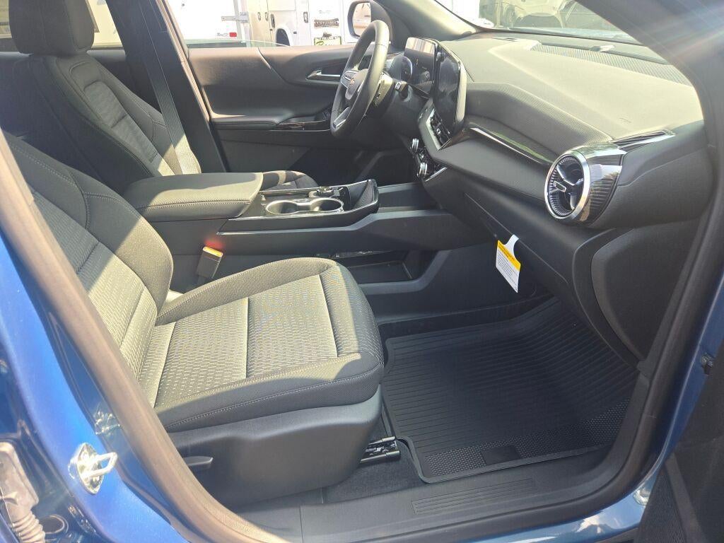 2027 Chevrolet Equinox AWD LT