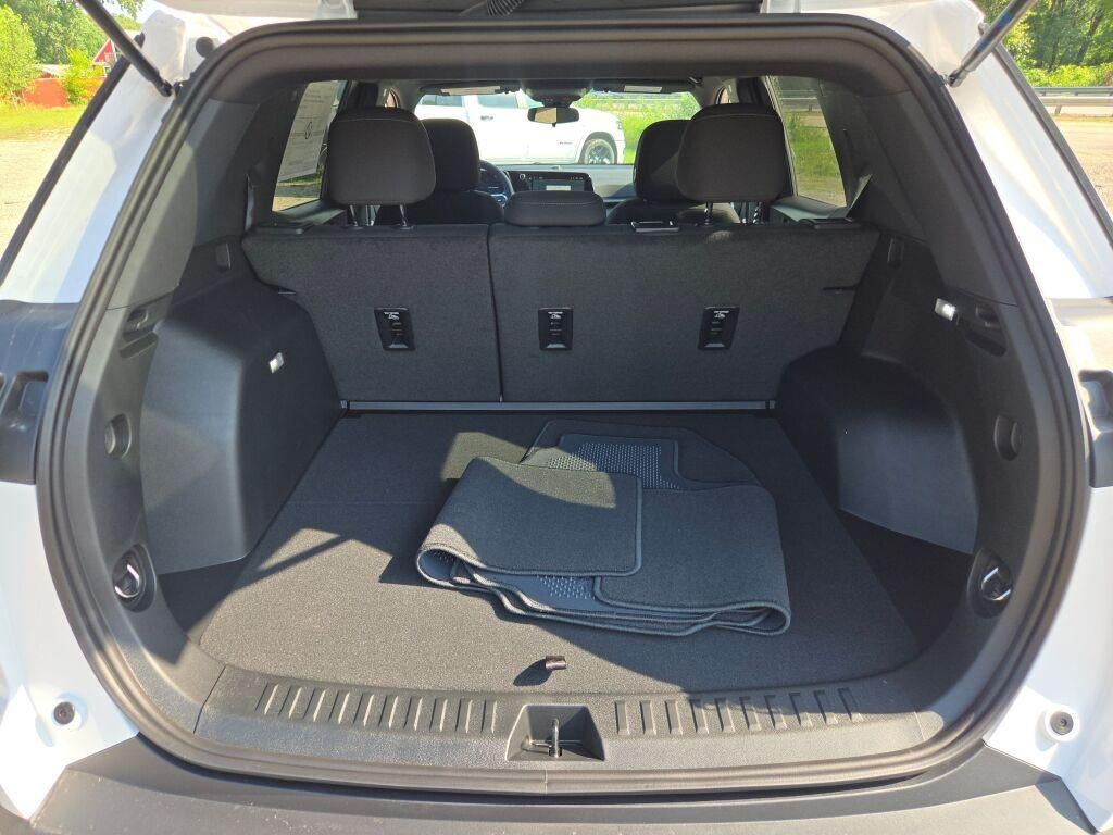 2027 Chevrolet Equinox AWD LT