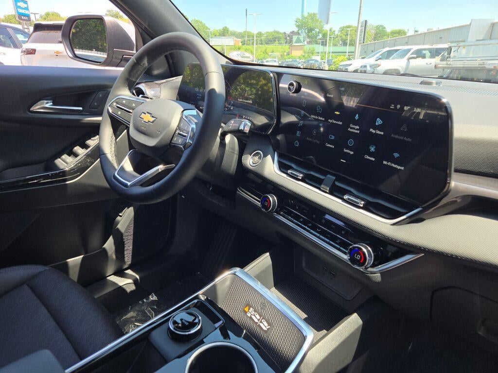 2027 Chevrolet Equinox AWD LT