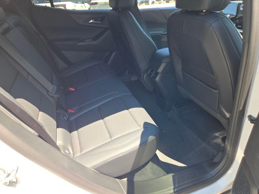 2027 Chevrolet Equinox AWD LT