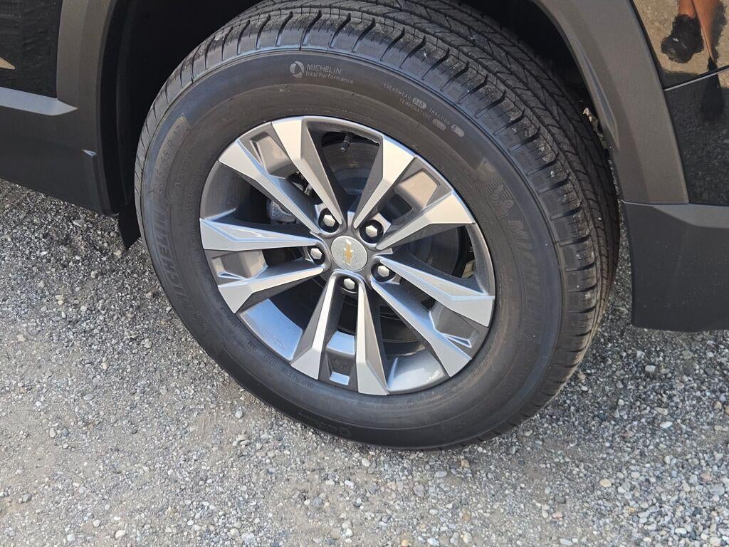 2027 Chevrolet Equinox AWD LT