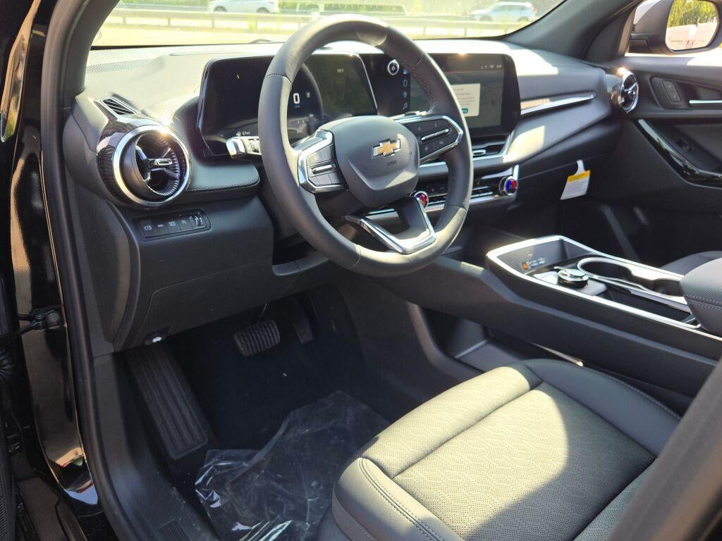 2027 Chevrolet Equinox LT - Photo 26