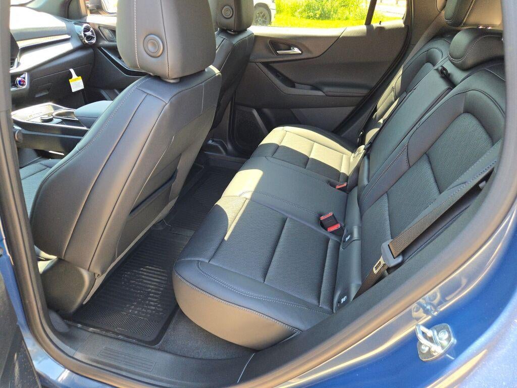 2027 Chevrolet Equinox AWD LT