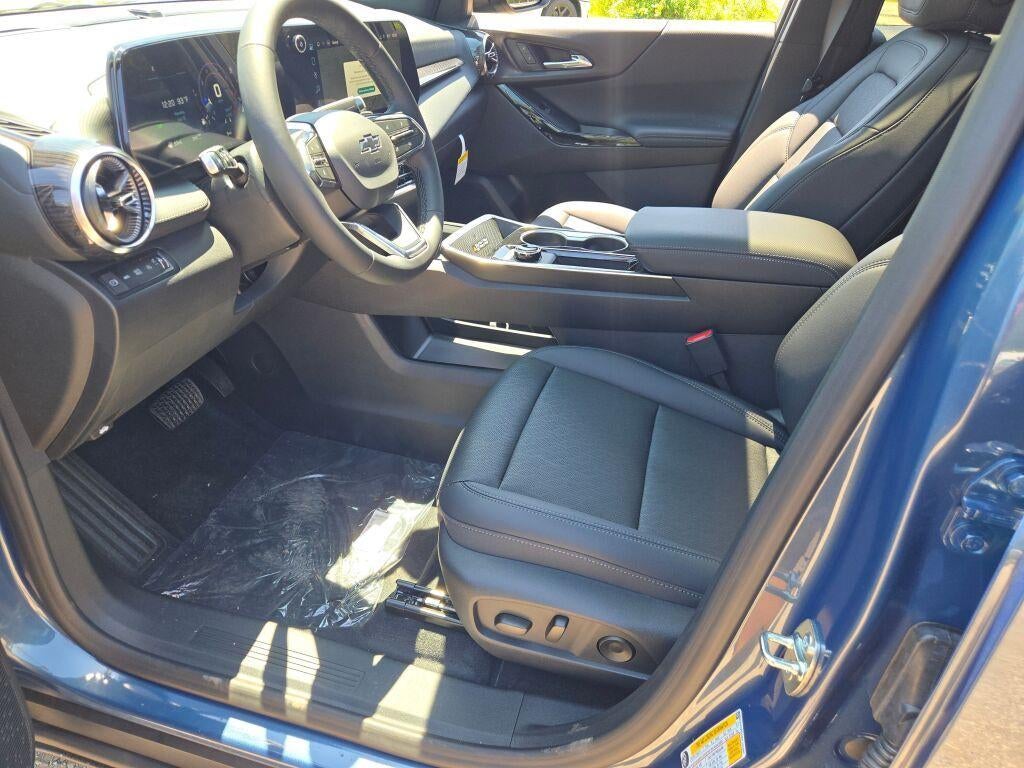 2027 Chevrolet Equinox AWD LT
