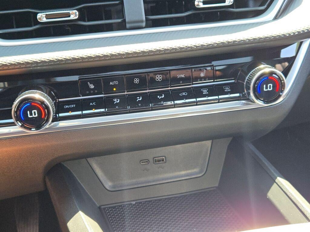 2027 Chevrolet Equinox AWD LT