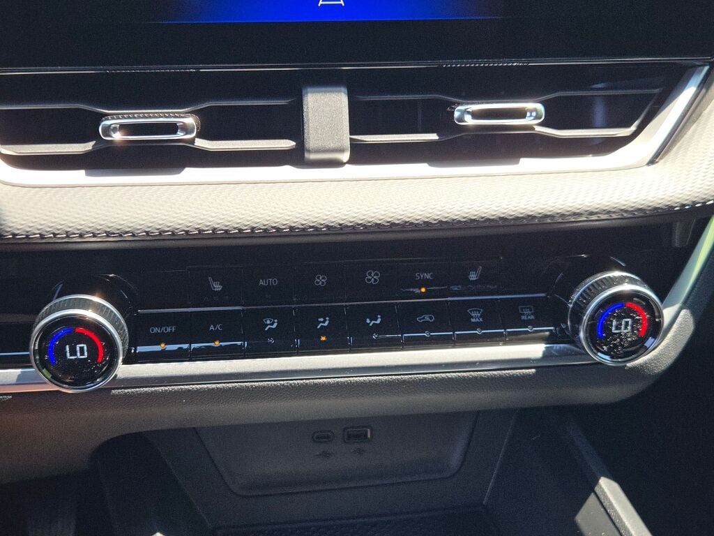 2027 Chevrolet Equinox AWD LT