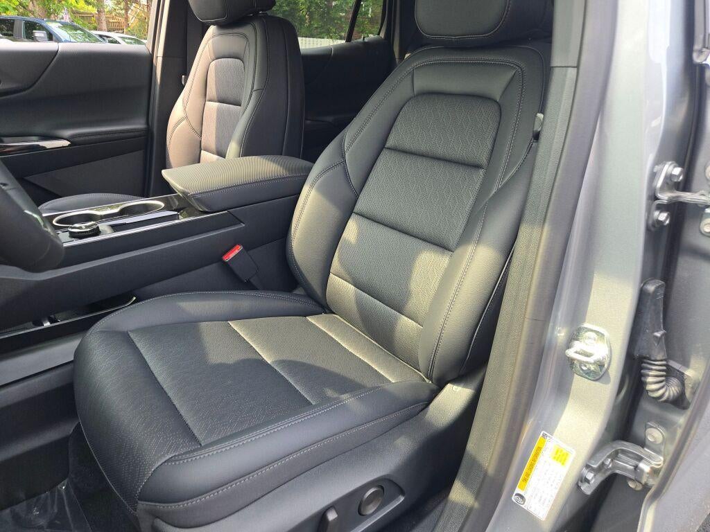 2027 Chevrolet Equinox AWD LT