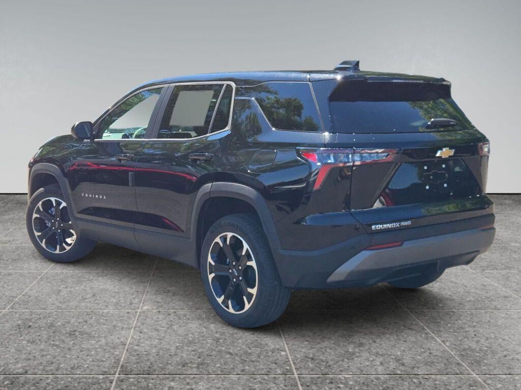 2027 Chevrolet Equinox LT - Photo 16