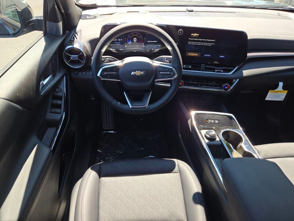 2027 Chevrolet Equinox LT - Photo 22