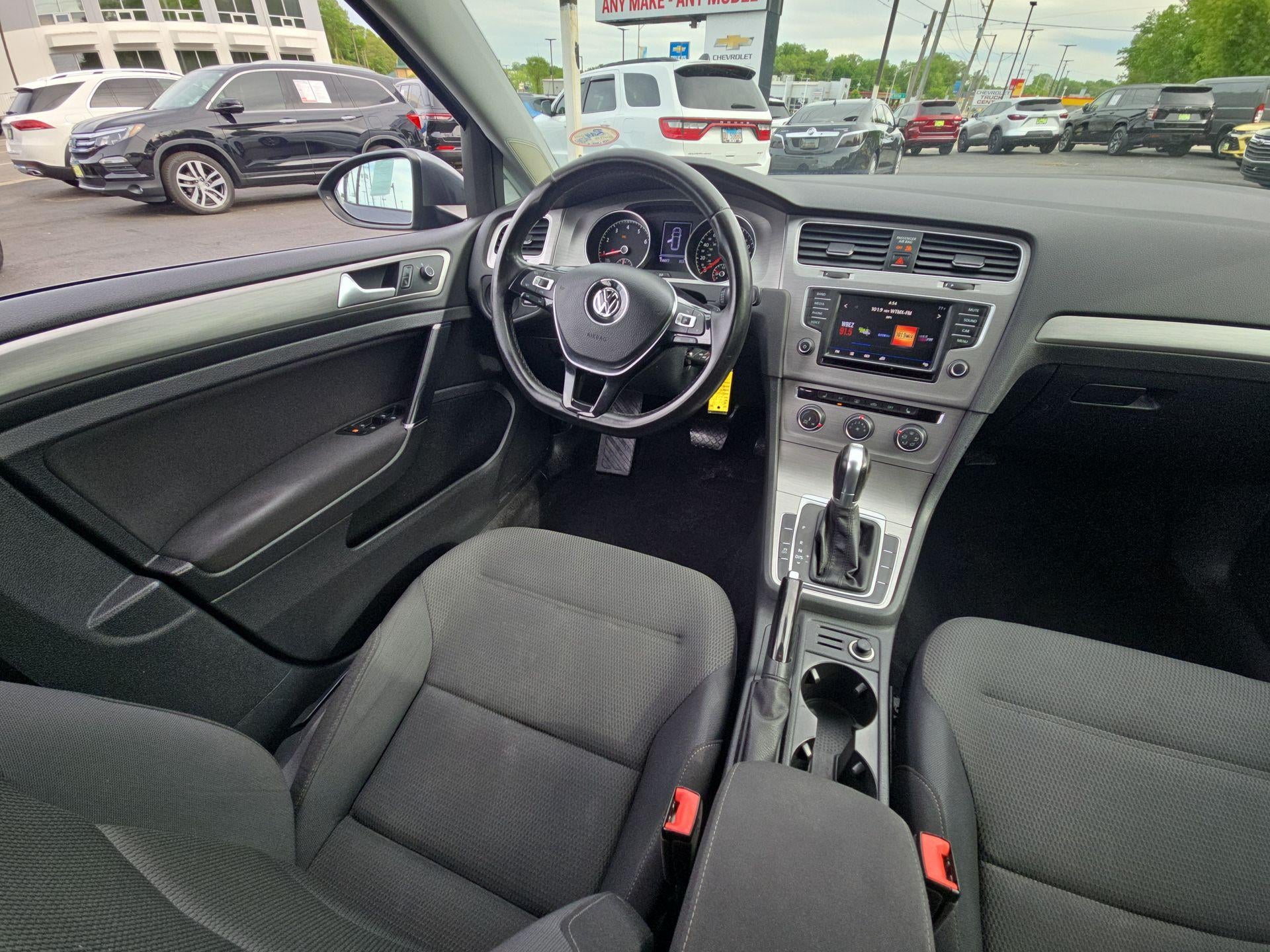 2017 Volkswagen Golf SportWagen TSI S