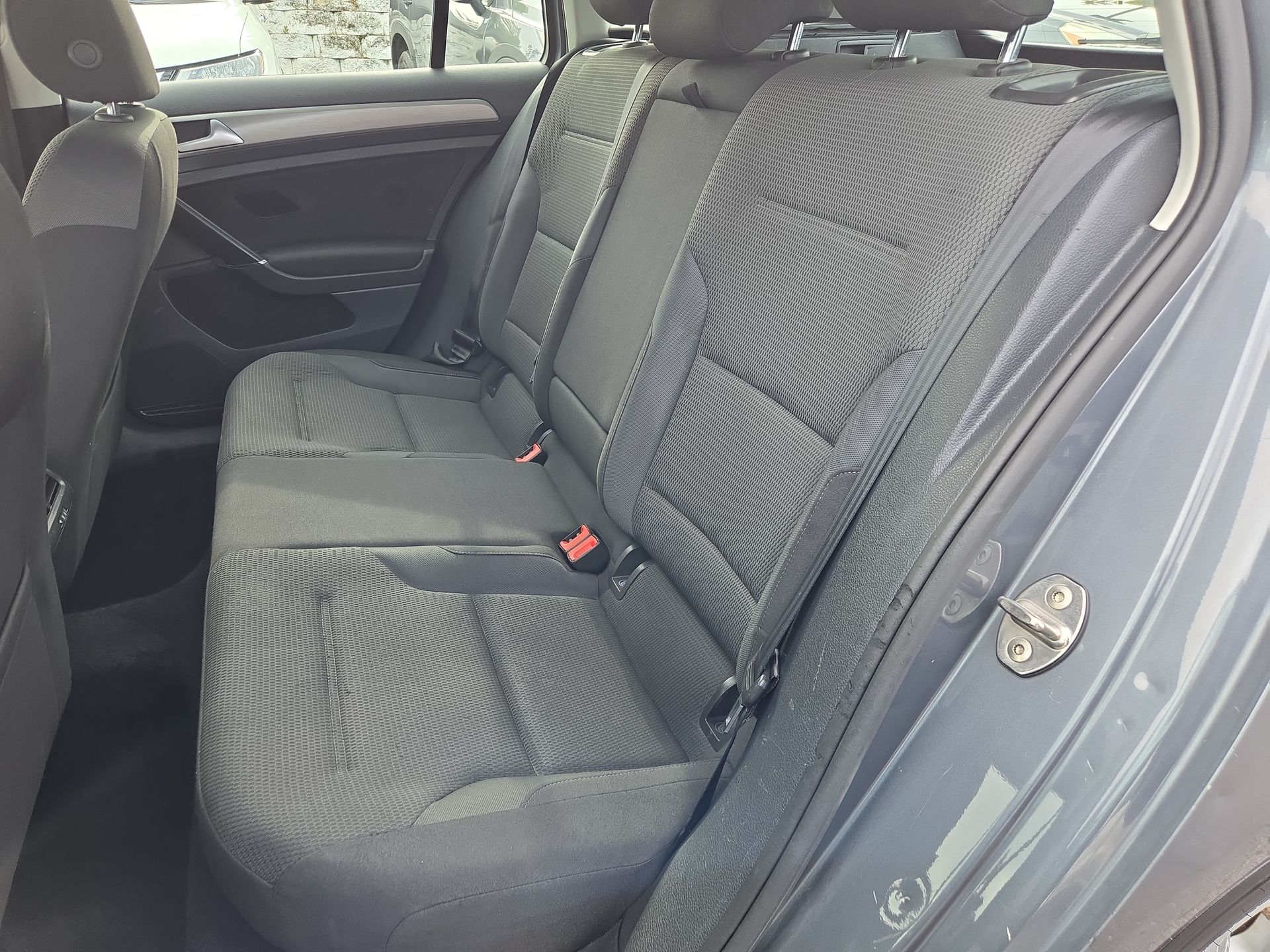 2017 Volkswagen Golf SportWagen TSI S