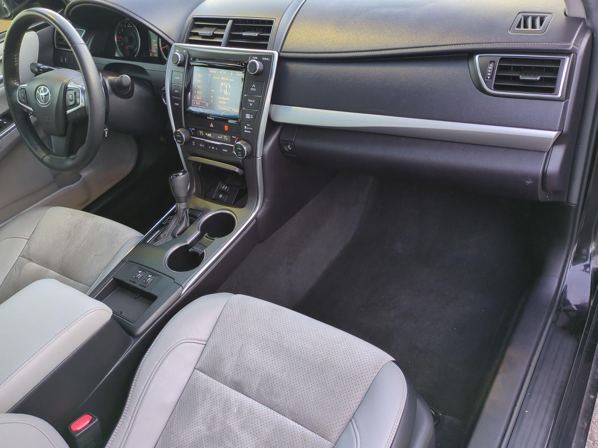 2015 Toyota Camry XSE