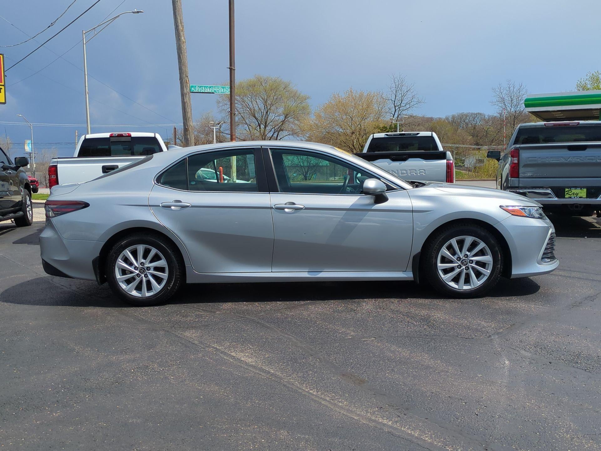 2022 Toyota Camry LE