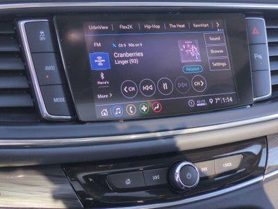 2020 Buick Enclave Essence