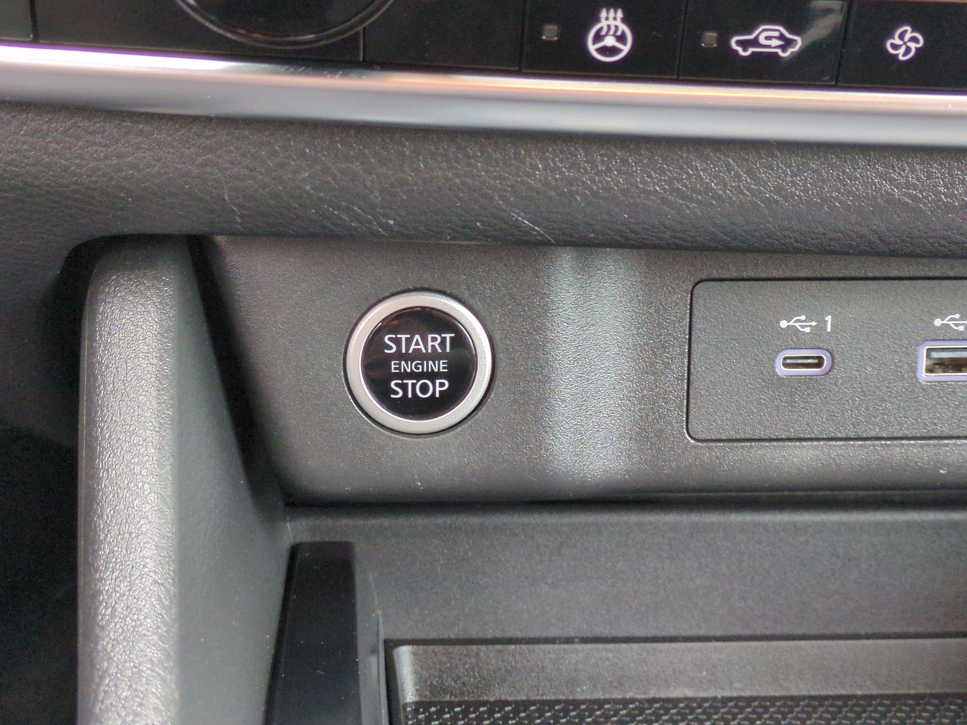 2022 Nissan Rogue S