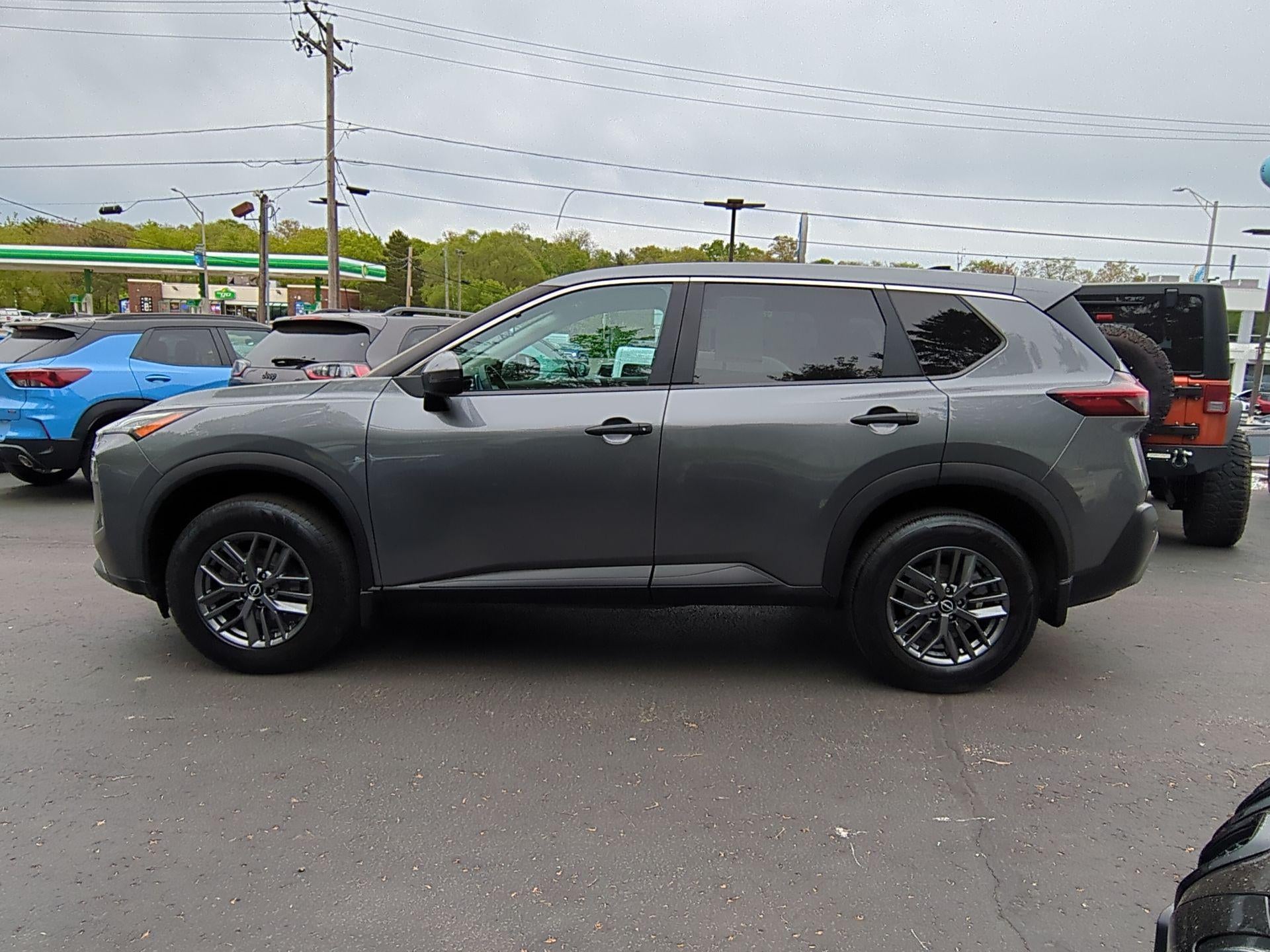 2022 Nissan Rogue S