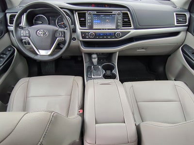 2018 Toyota Highlander SE