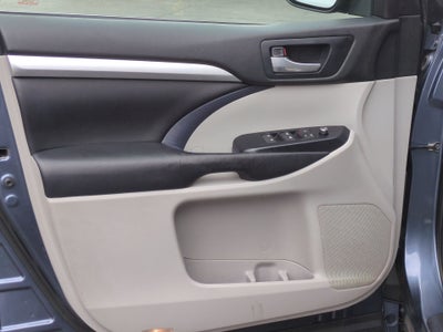 2018 Toyota Highlander SE