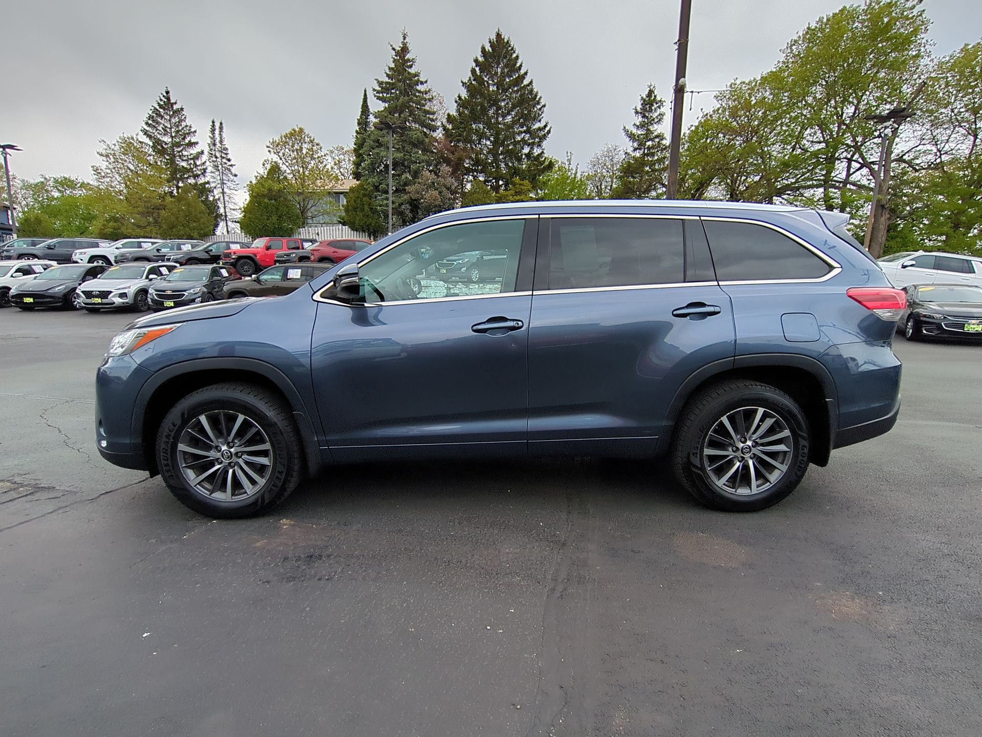 2018 Toyota Highlander SE