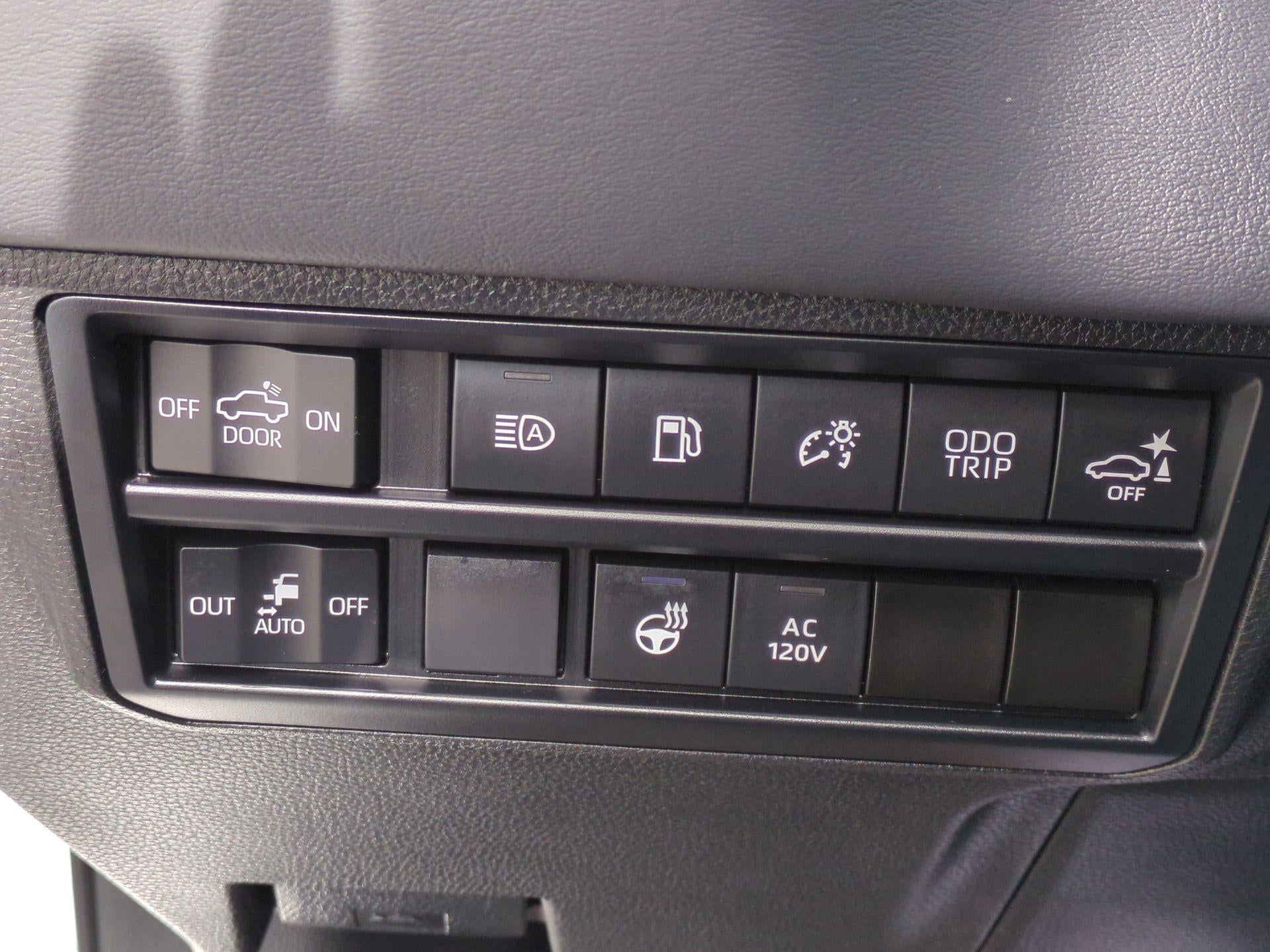 2023 Toyota Tundra Hybrid Platinum