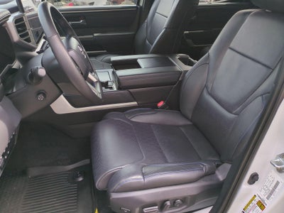 2023 Toyota Tundra Hybrid Platinum