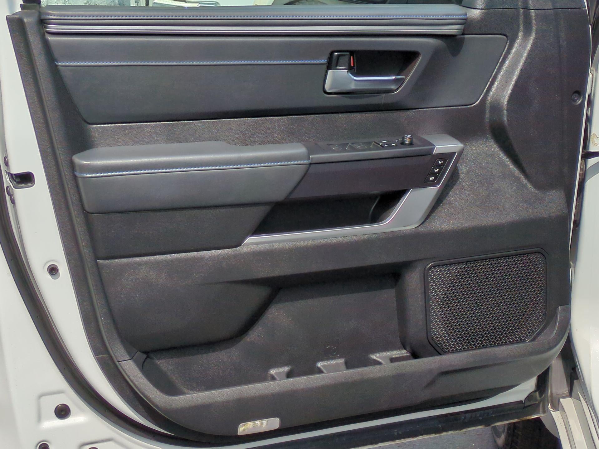 2023 Toyota Tundra Hybrid Platinum