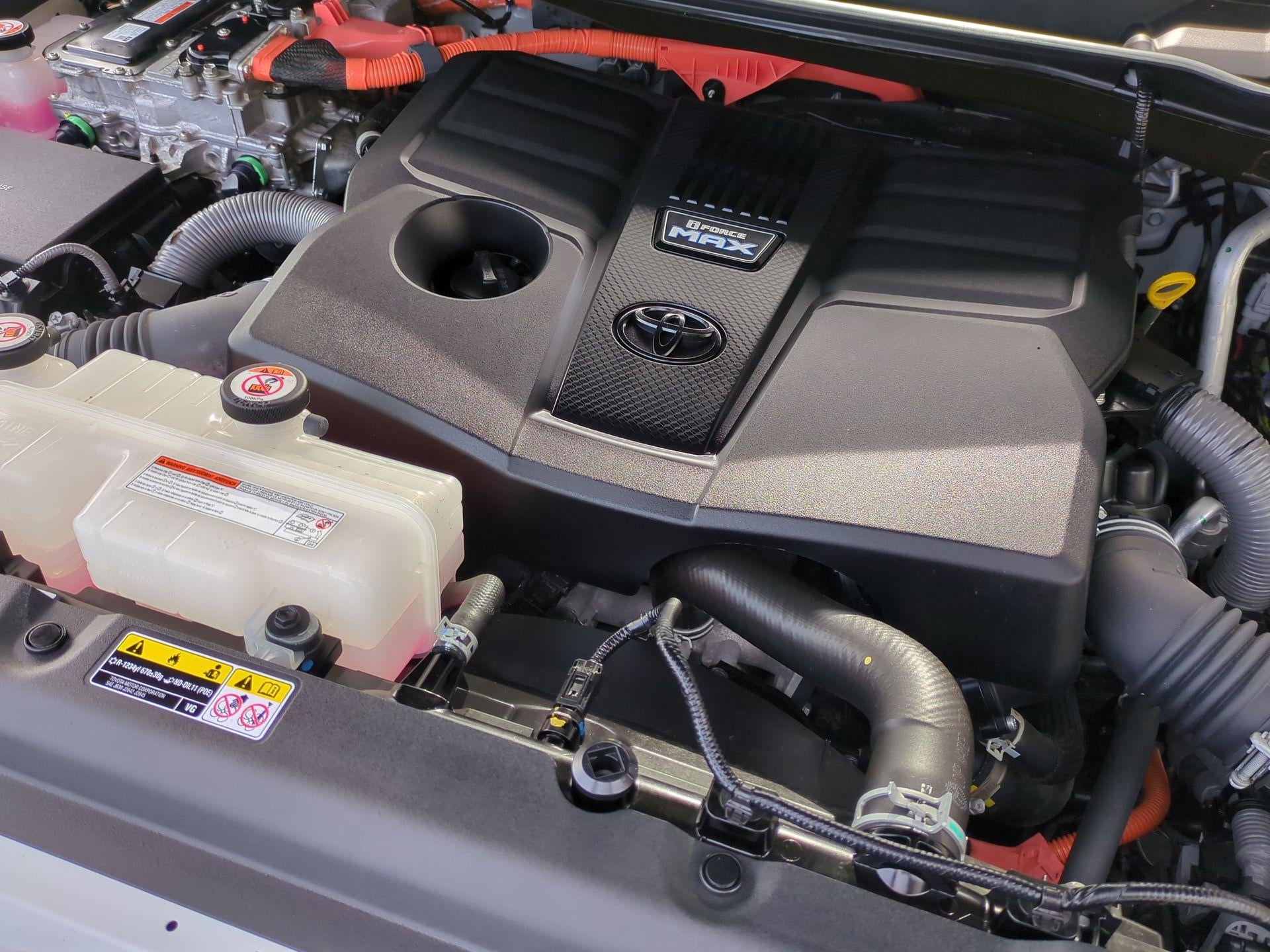 2023 Toyota Tundra Hybrid Platinum