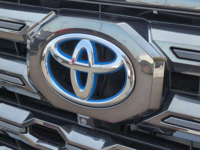 2023 Toyota Tundra Hybrid Platinum
