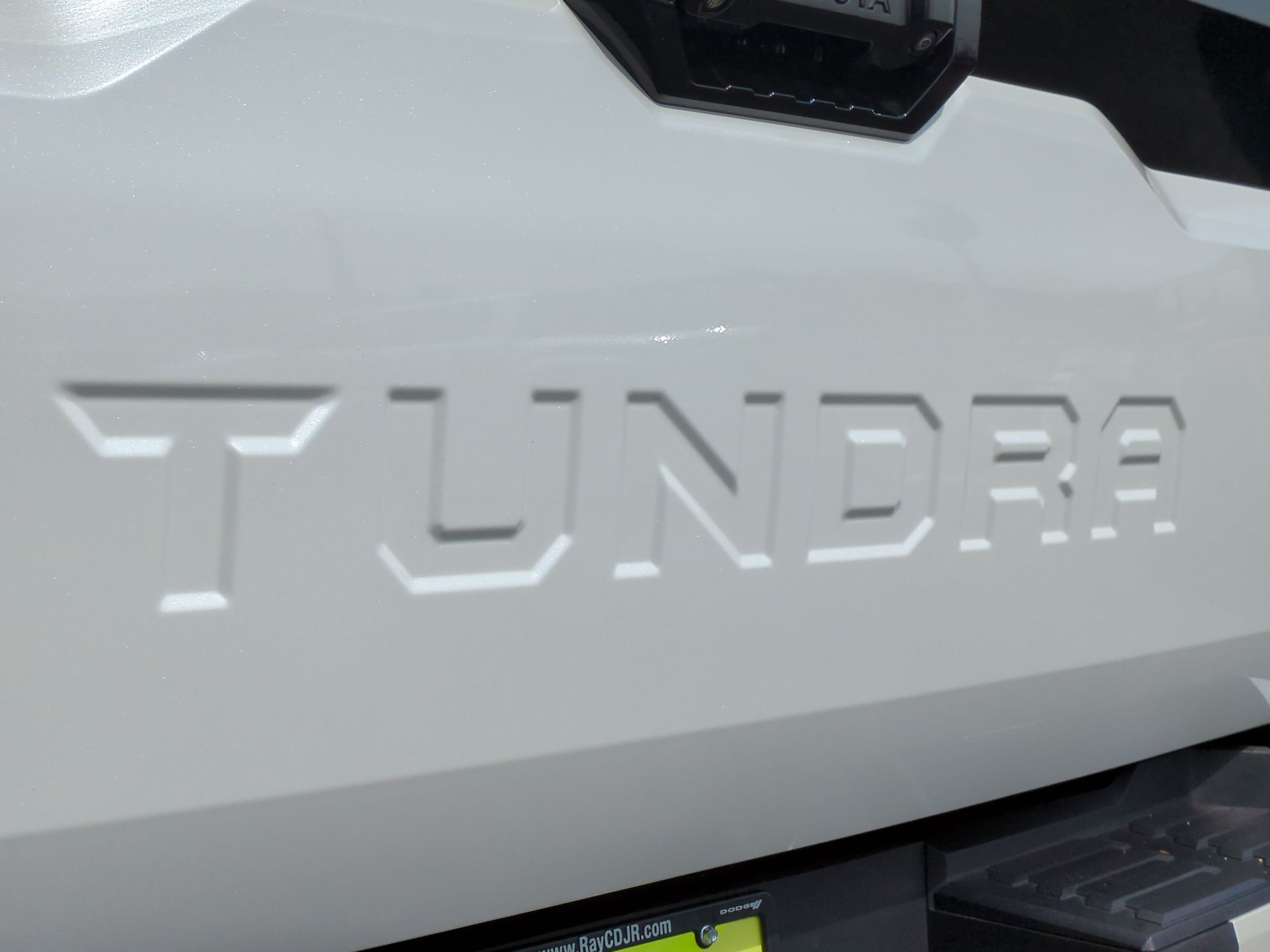 2023 Toyota Tundra Hybrid Platinum