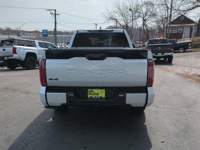 2023 Toyota Tundra Hybrid Platinum