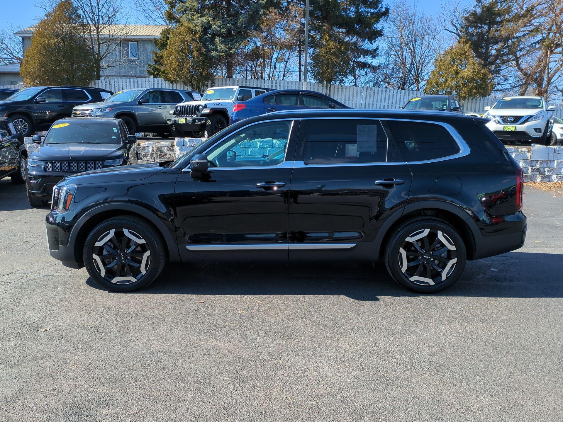 2023 Kia Telluride S