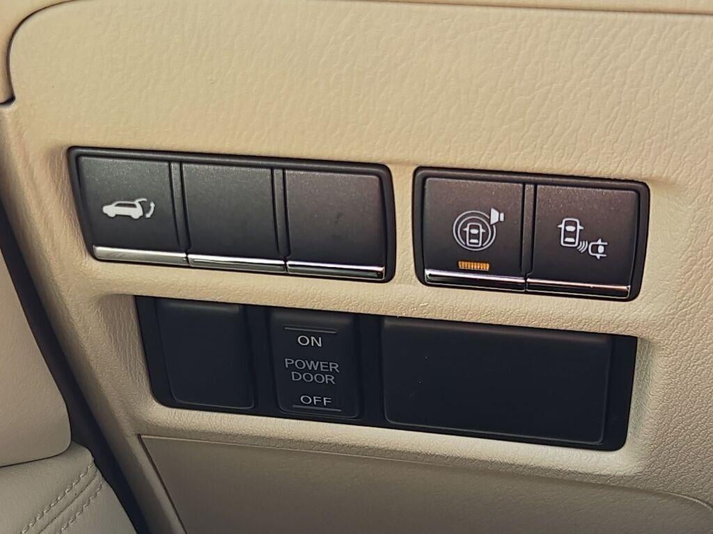 2015 INFINITI QX80 4DR 4WD