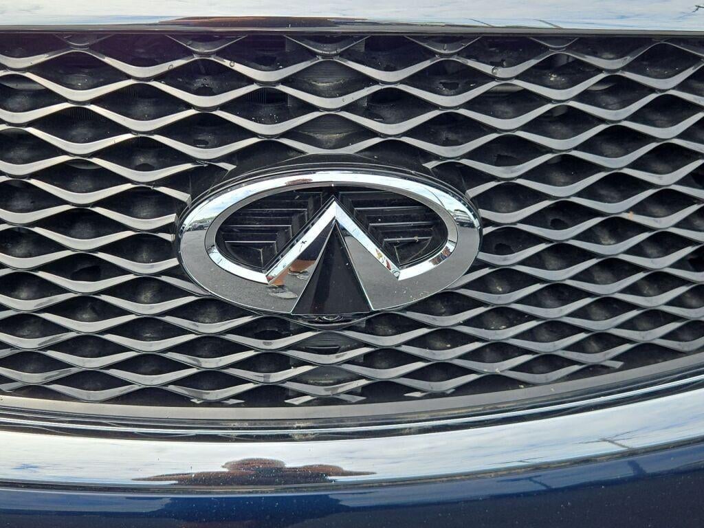 2015 INFINITI QX80 4DR 4WD