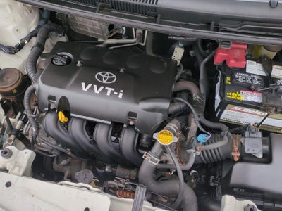 2009 Toyota Yaris 4DR SDN BASE AT