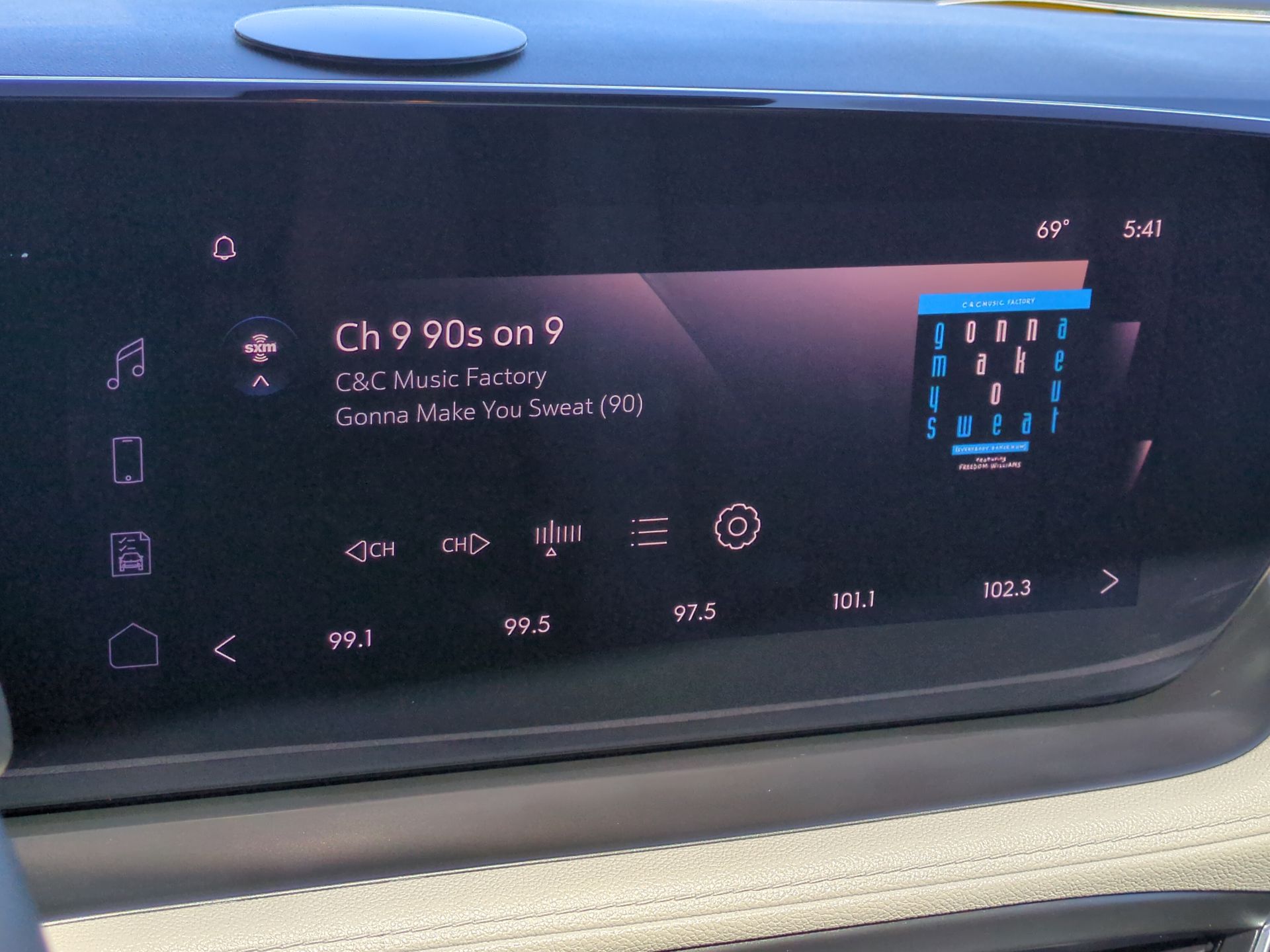 2024 Buick Encore GX Avenir