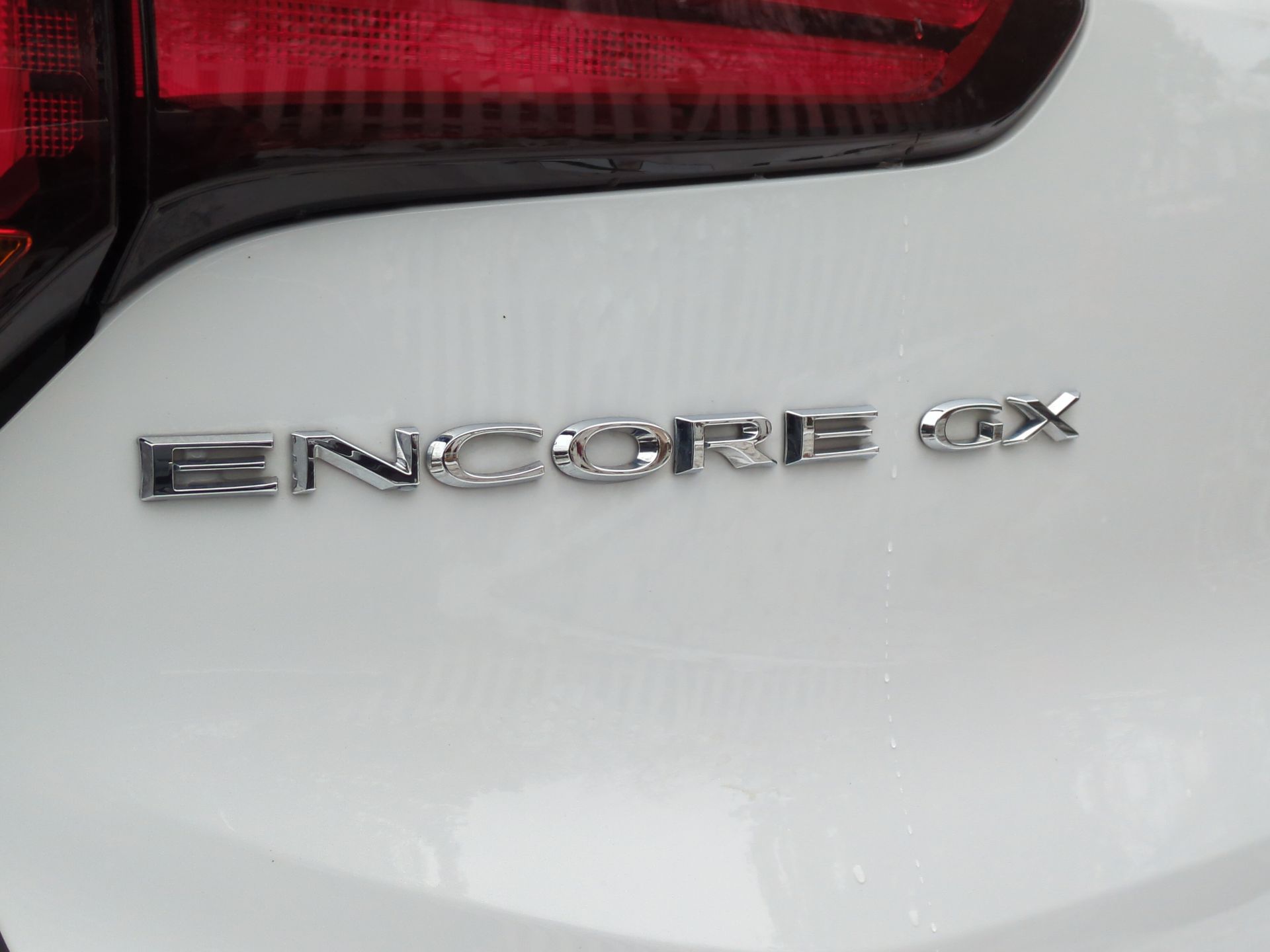 2022 Buick Encore GX Select