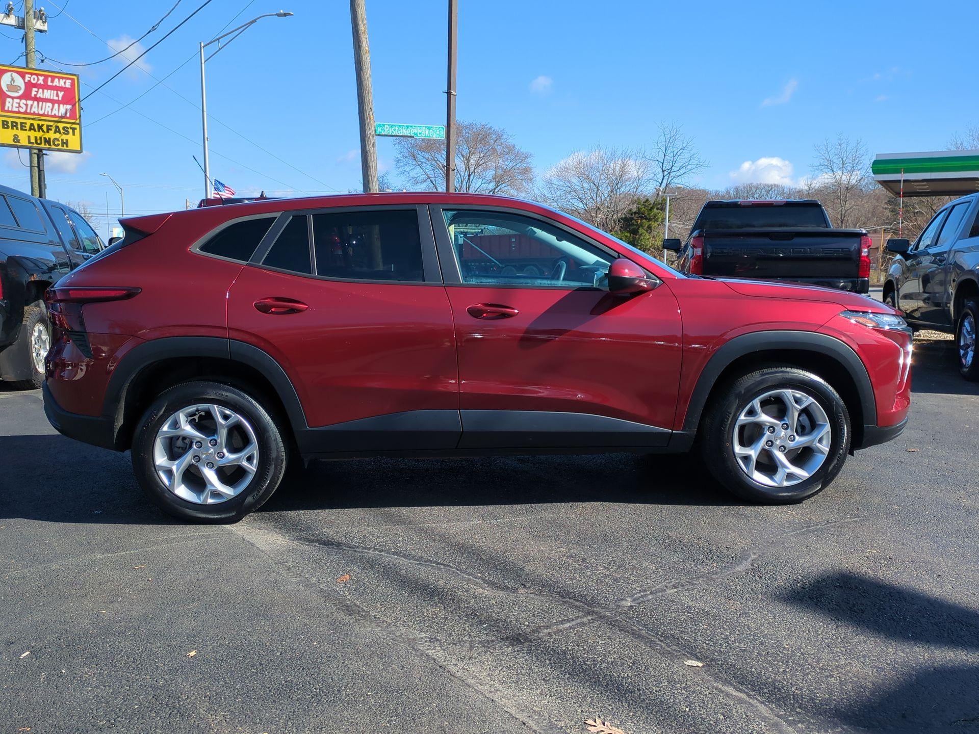 2024 Chevrolet Trax LS