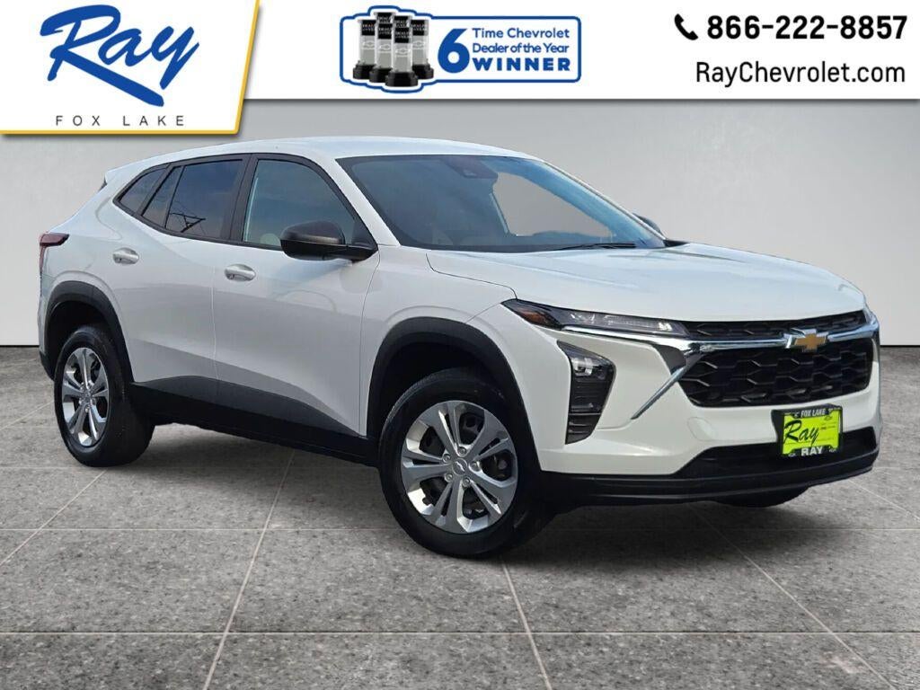 2024 Chevrolet Trax LS - Photo 1