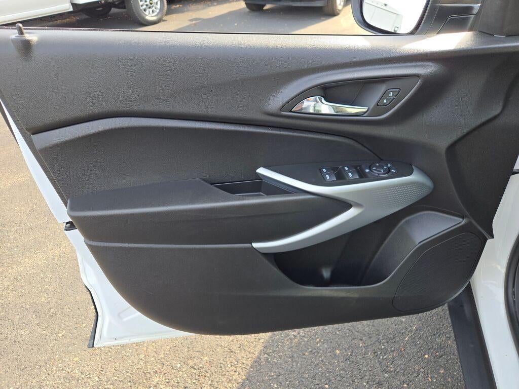 2024 Chevrolet Trax LS - Photo 22