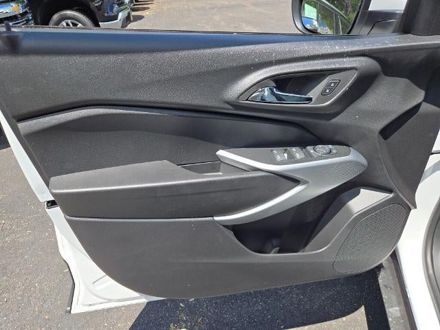 2026 Chevrolet Trax FWD 4dr LS