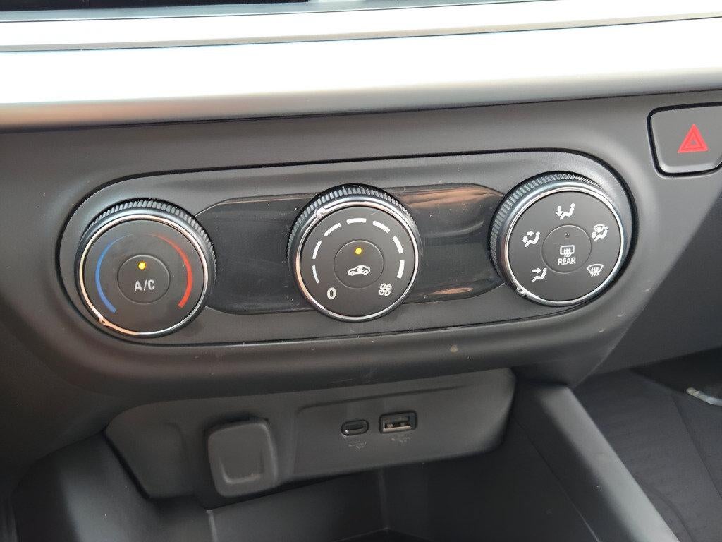 2026 Chevrolet Trax FWD 4dr LS
