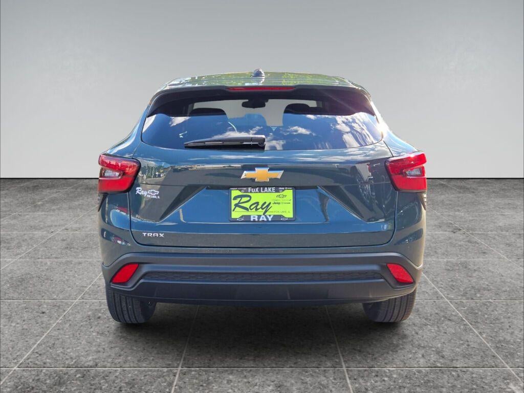2026 Chevrolet Trax FWD 4dr LS