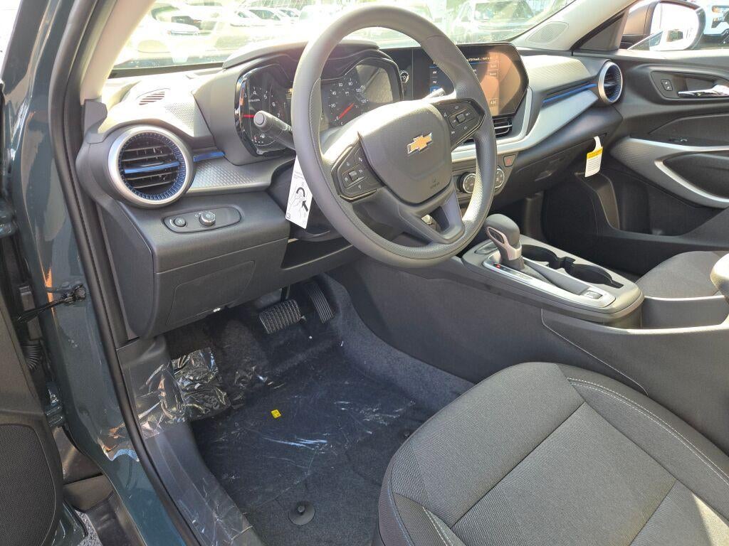 2026 Chevrolet Trax FWD 4dr LS