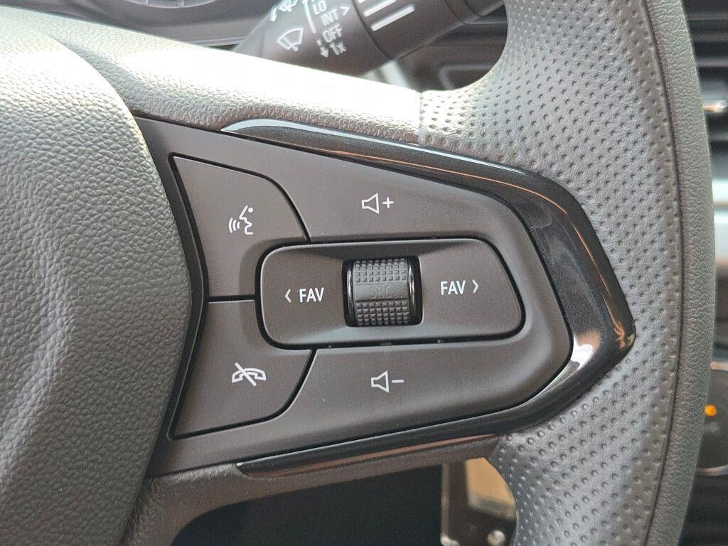 2026 Chevrolet Trax FWD 4dr LS