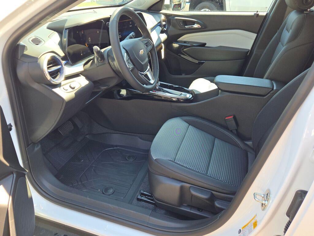 2026 Chevrolet Trax FWD 4dr LT