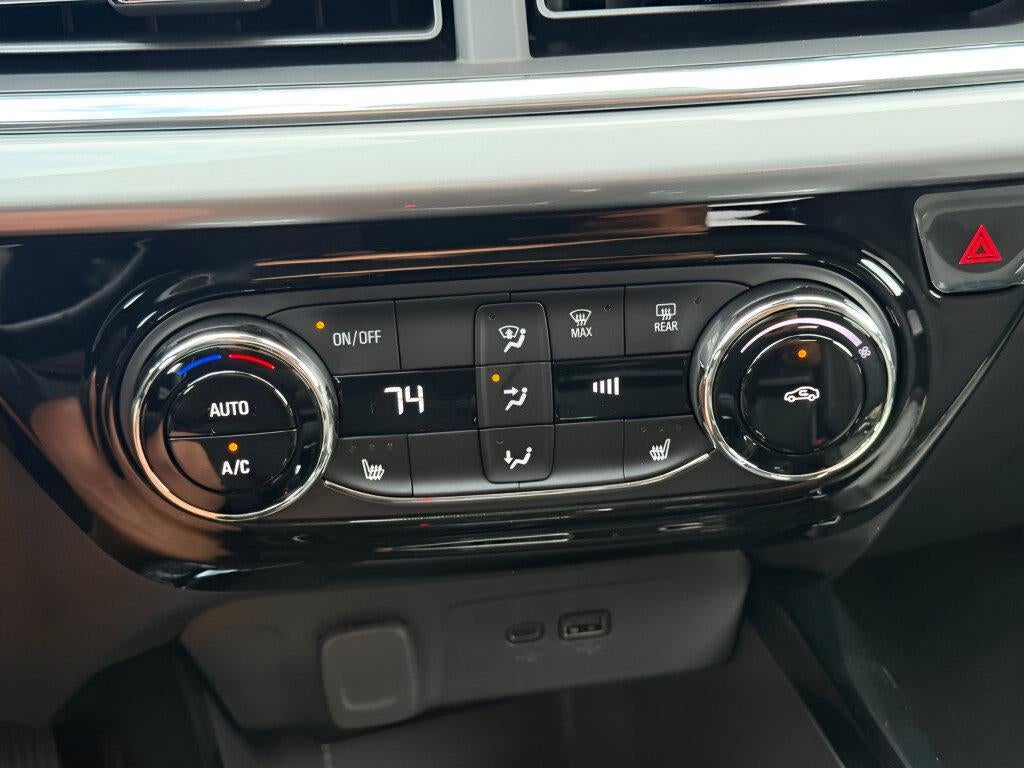 2026 Chevrolet Trax FWD 4dr LT